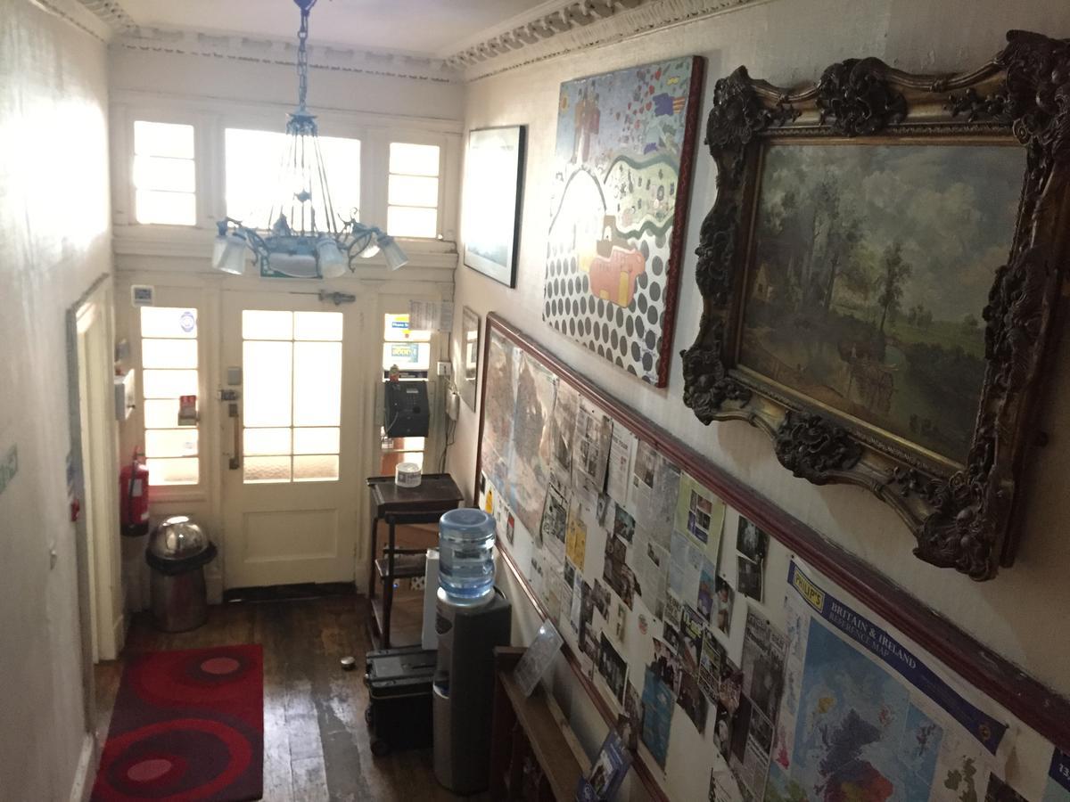 Embassie Backpackers * Liverpool